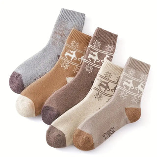 Kuschelige Wintersocken mit Rentiermotiv in Grau, Karamell, Braun, Creme und Taupe
