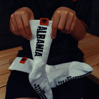 Albanien WM Gripsocken weiß gestickter Flagge ALBANIA Schriftzug – Anti-Rutsch Fußball Socken Sport