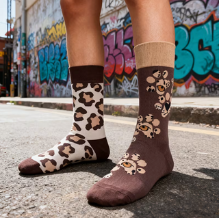 Lange Socken Damen 1 Paar Leoparden-Muster braun beige – lustige Motivsocken Animal Print Gute Laune Socken