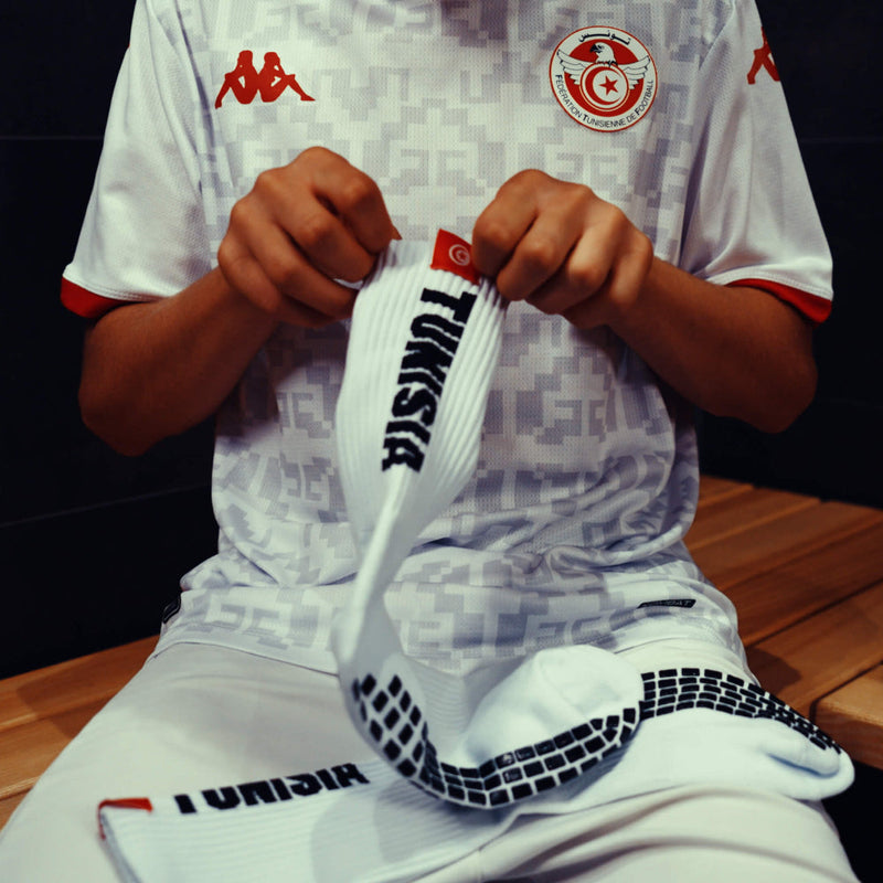 Tunesien WM Gripsocken weiß gestickter Flagge TUNISIA Schriftzug – Anti-Rutsch Fußball Socken Sport